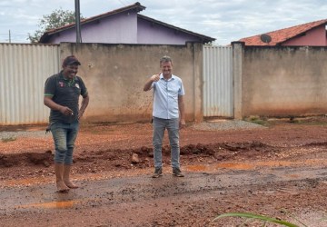 Secretaria de Infraestrutura realiza reparos emergenciais na Transpantaneira em Poconé - MT 