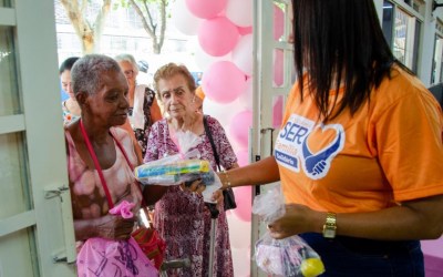 Restaurante Prato Popular celebra o Mês da Mulher com almoço especial e kits de cuidados